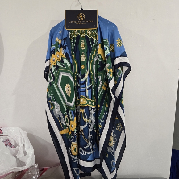 NWT Adrienne Vittadini Kimono & Hat Cover up 2pc Set Rhinestones Luxury Summer - Picture 3 of 11
